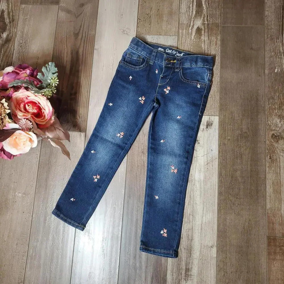 Cat & Jack Toddler Girl Size 4T Embroidered Flower Super Stretch Skinny Jeans 4T - Picture 1 of 10